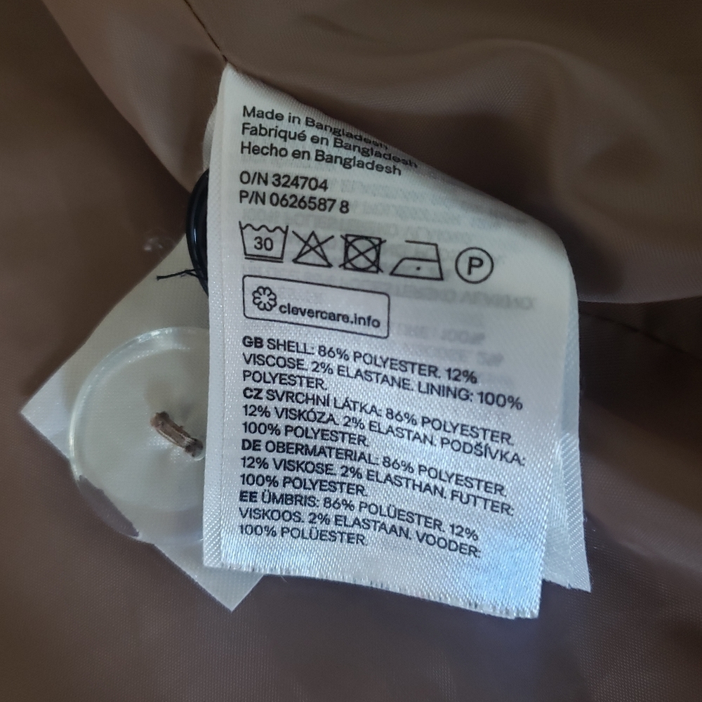 Button Up Jacket - Picture 5 of 6